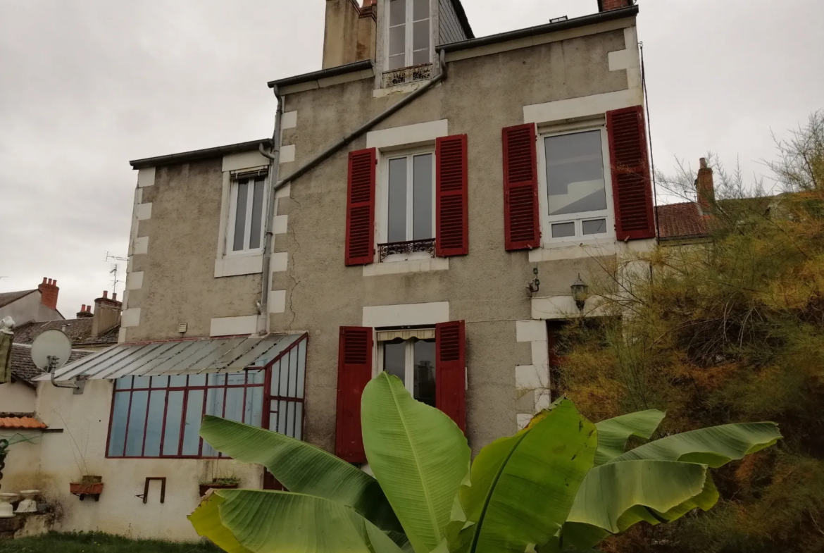 Maison spacieuse 5 chambres à Nevers avec jardin et garage 