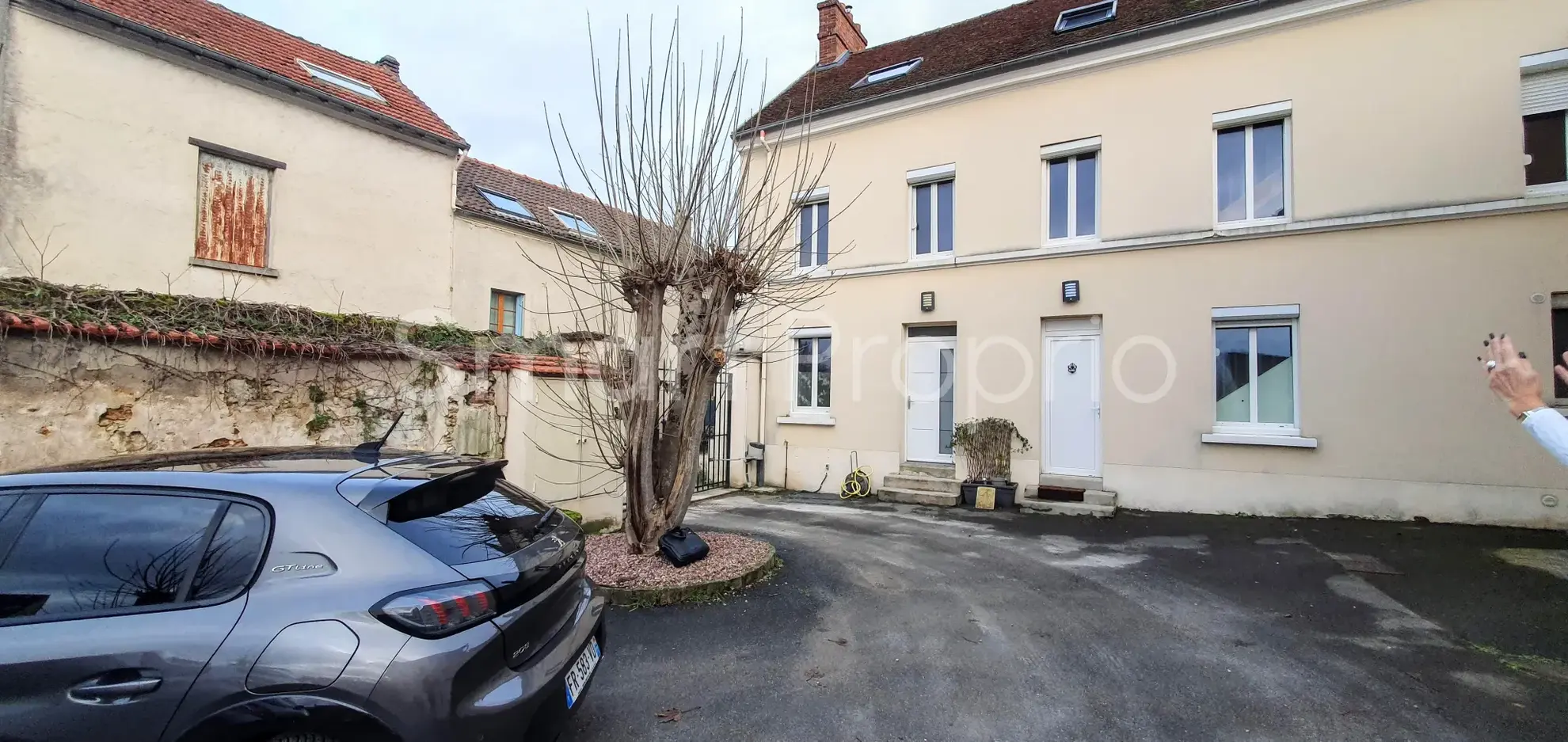 Maison de ville T4 à Nanteuil-lès-Meaux - 232500 EUR 