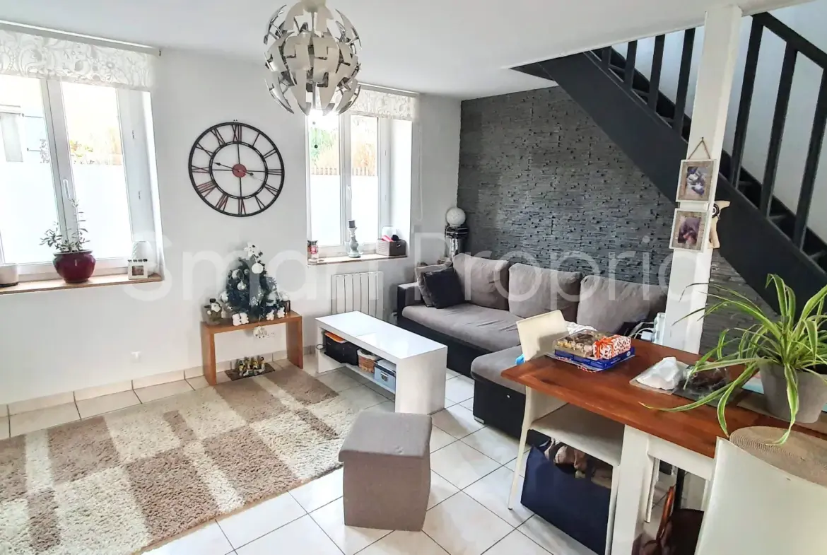 Maison de ville T4 à Nanteuil-lès-Meaux - 232500 EUR 