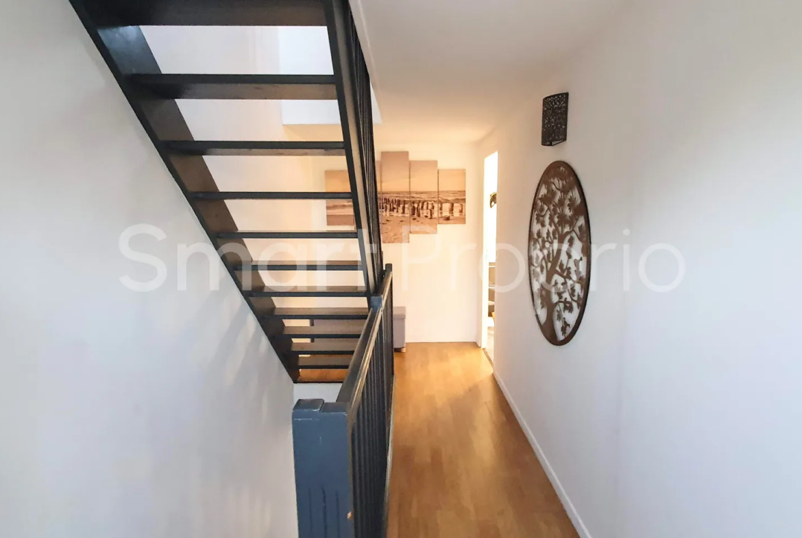 Maison de ville T4 à Nanteuil-lès-Meaux - 232500 EUR 