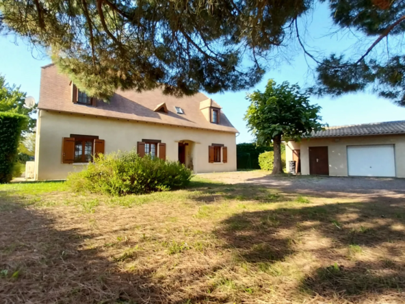 À Prigonrieux, maison à vendre de 4 chambres avec piscine