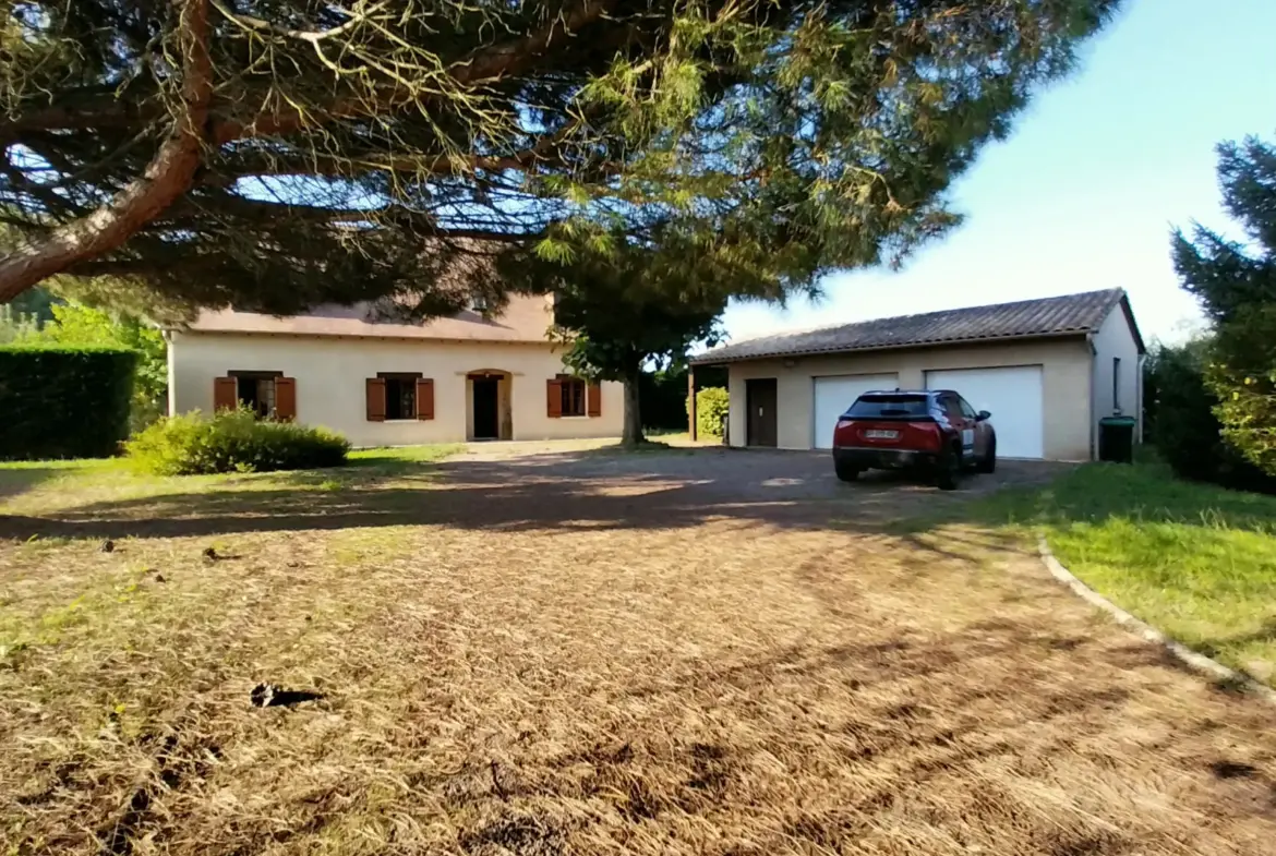 À Prigonrieux, maison à vendre de 4 chambres avec piscine 