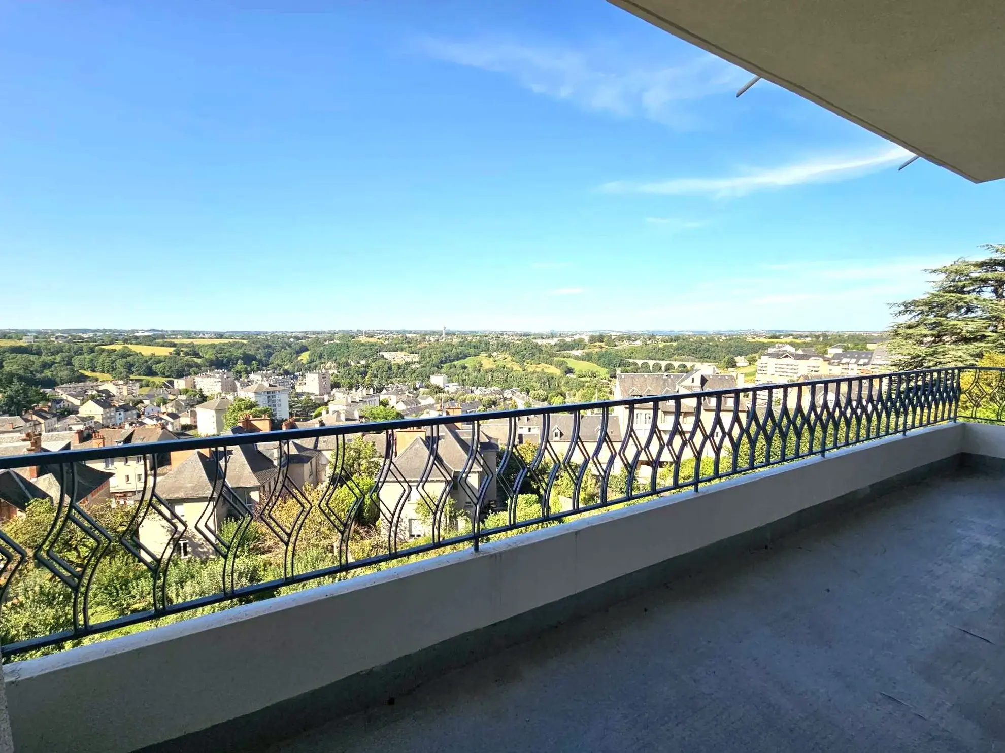 À vendre : Appartement T4 de 116 m² à Rodez avec Terrasse 