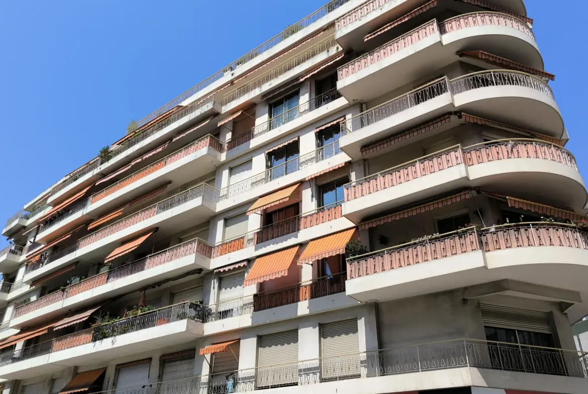 Appartement 2 pièces à Nice Nord - Investissement Locatif 