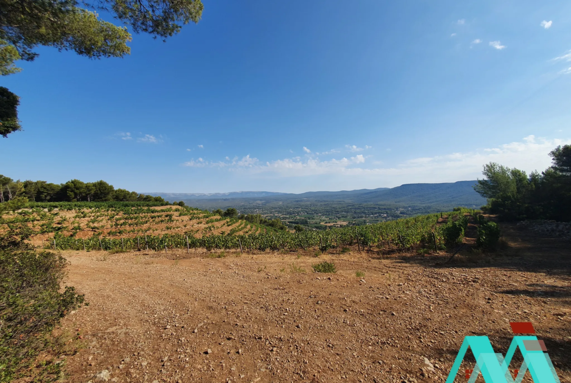 Vente de Terrain Non Constructible 1 Hectare à Le Beausset 