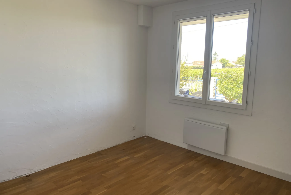 Maison rénovée à vendre à Preignac - 278 000 € 