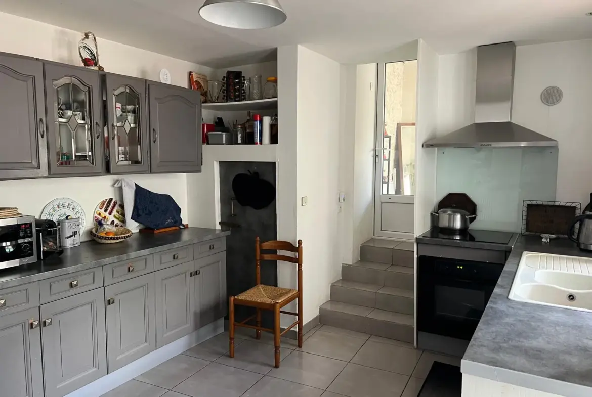 Maison de ville à vendre à Étampes - 125 m² avec cour 