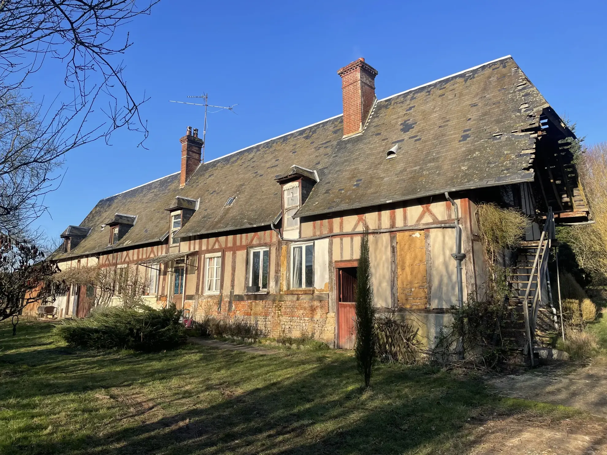 Charmante maison à rénover à Lyons la forêt 