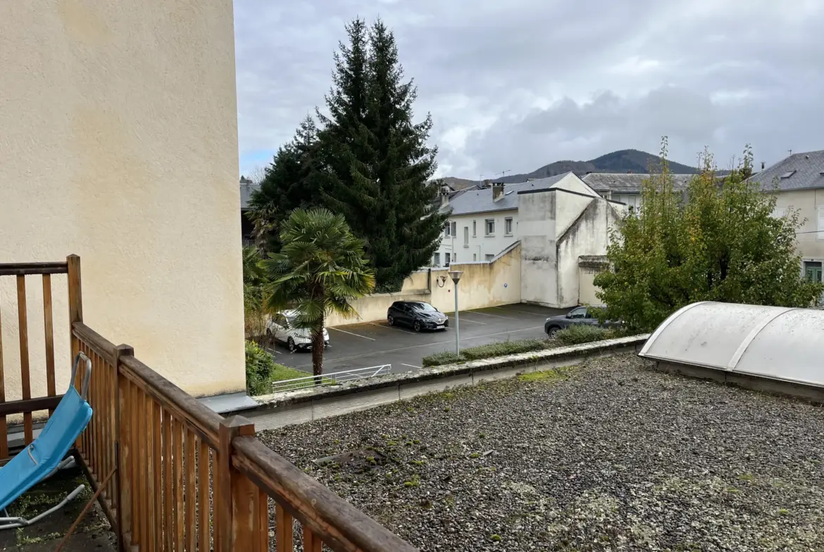 Studio à vendre à Bagnères-de-Bigorre avec terrasse 