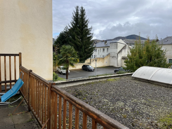 Studio à vendre à Bagnères-de-Bigorre avec terrasse