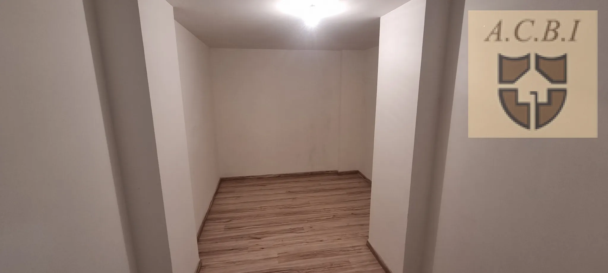 Appartement atypique T3 de 90.86 m² dans le quartier Saint Marc à Orléans 