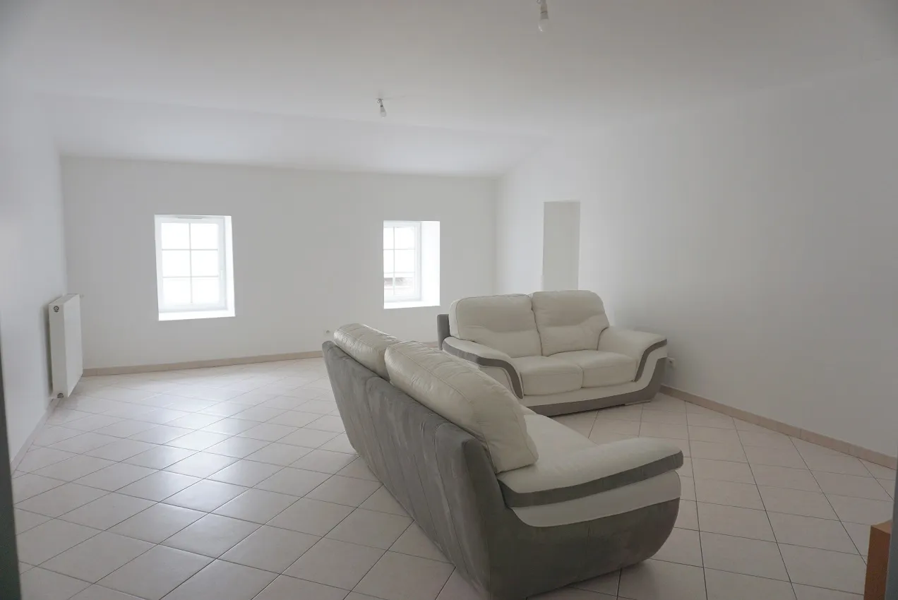 Grand appartement F4 en vente au cœur de Paray-le-Monial 