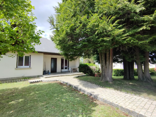 Maison individuelle avec 4 chambres à vendre à Favars