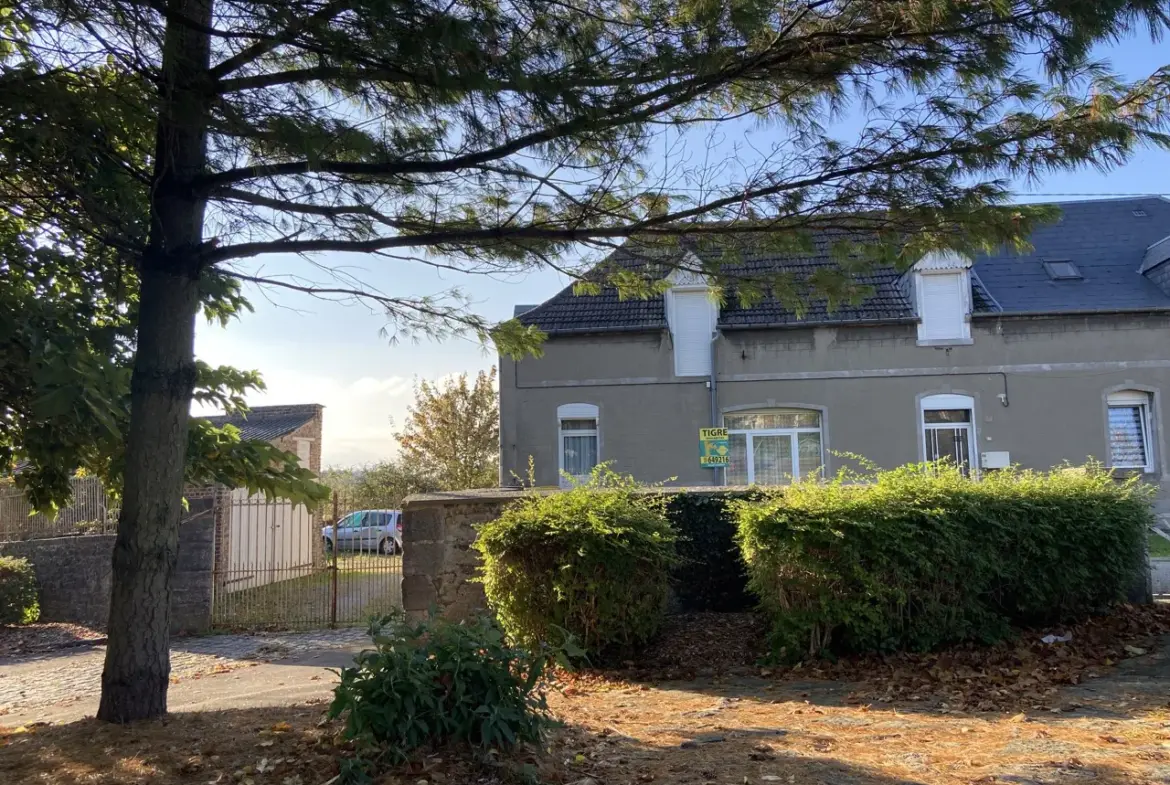 Maison semi-individuelle à vendre près du centre de Jeumont 