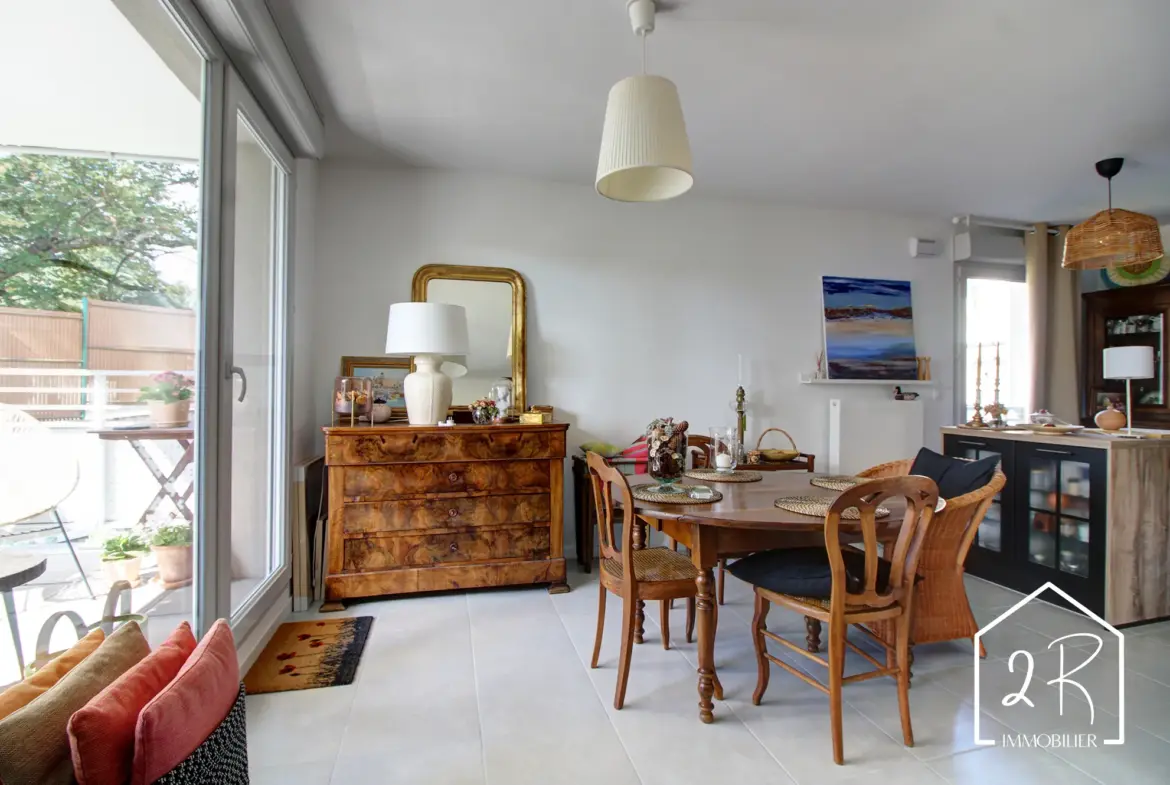 T3 65 m² avec terrasse à Vienne - Bon Accueil 