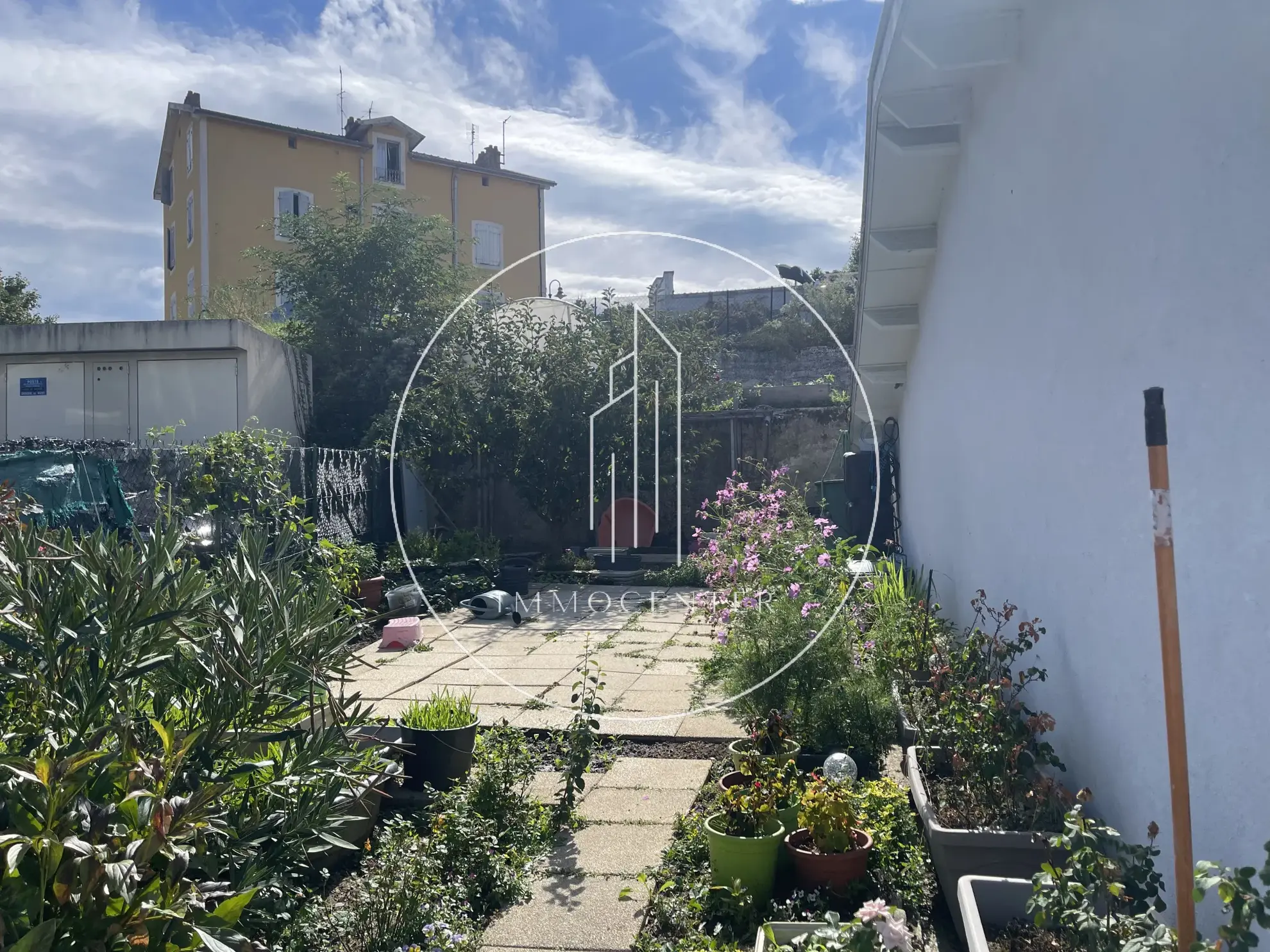 Maison T4 à vendre à Annonay avec jardin et garage 