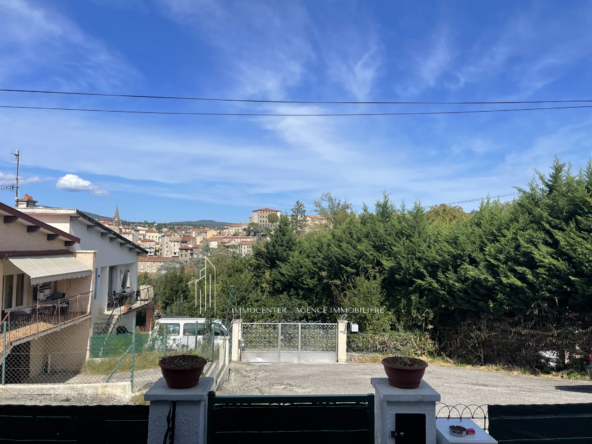 Maison T4 à vendre à Annonay avec jardin et garage