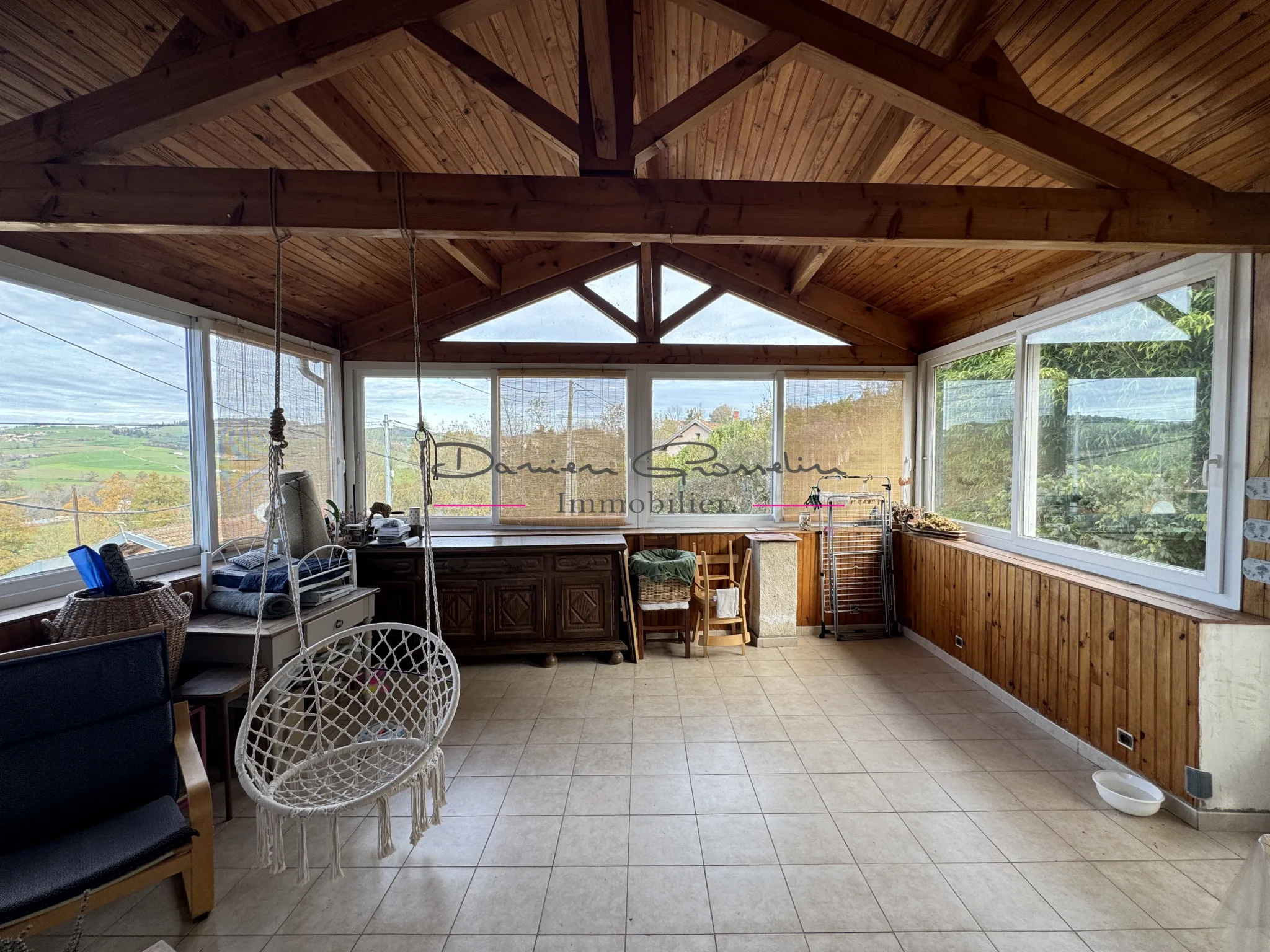 Maison en pierre avec terrain à Amplepuis 