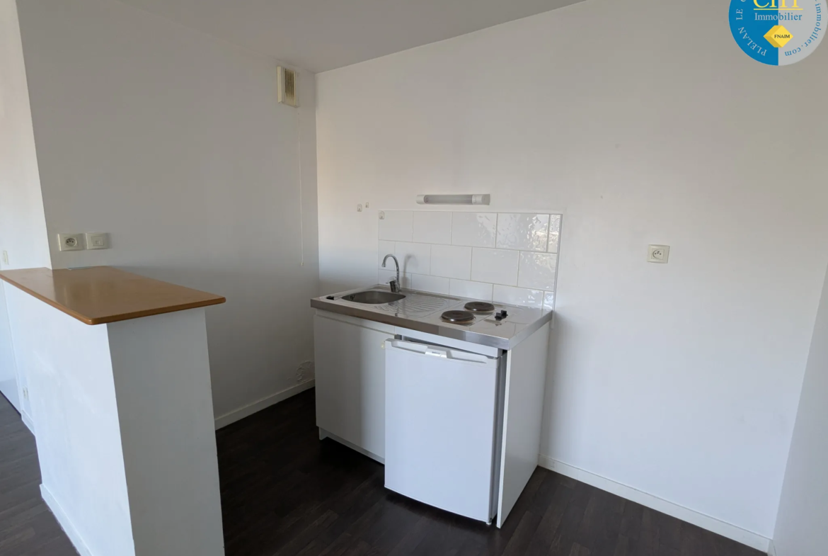 À vendre : Appartement T1bis à Guer en Centre Ville 