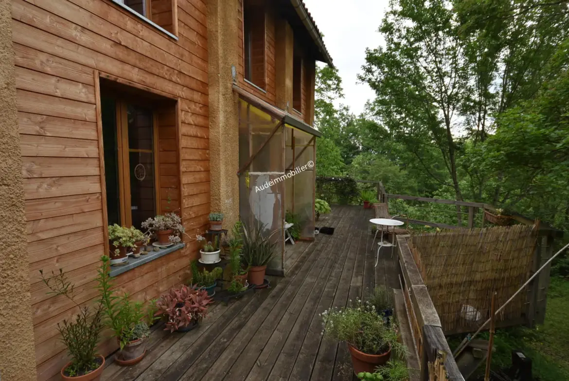 Maison style chalet avec jardin à Limoux 