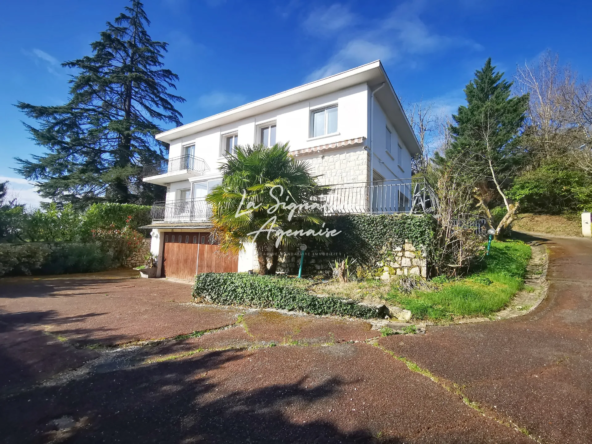 Maison familiale de 10 pièces à vendre avec vue panoramique à Agen