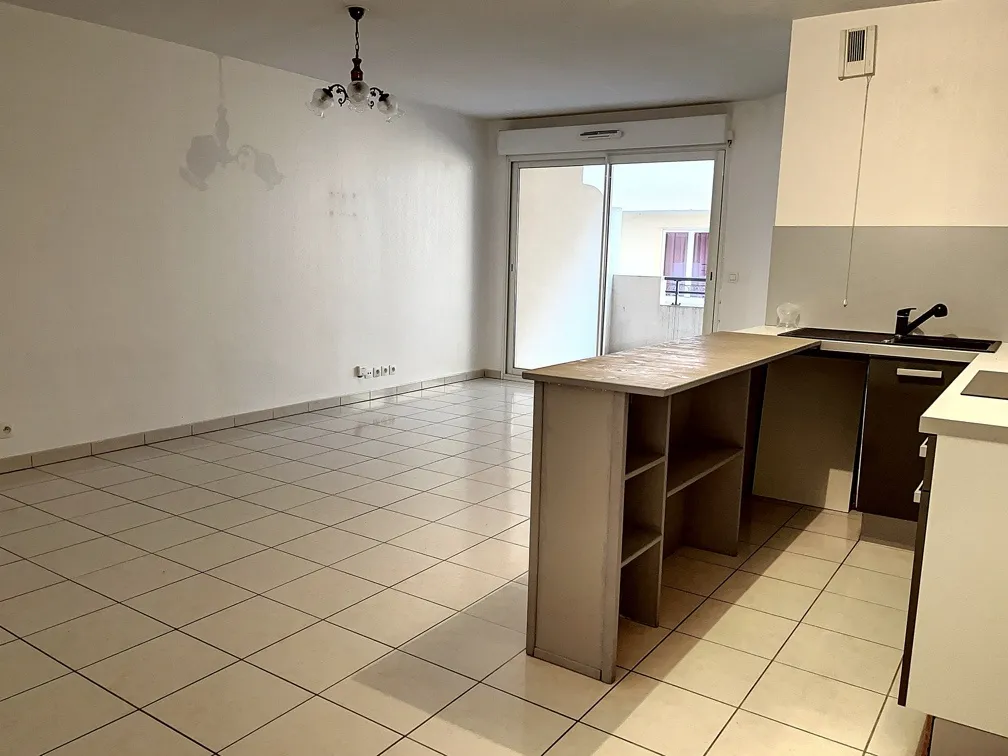 Appartement F2 avec balcon et parking à Draguignan 