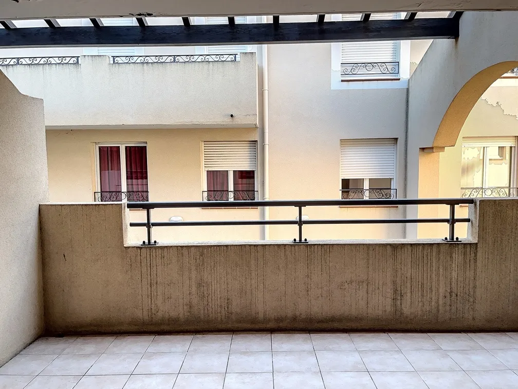 Appartement F2 avec balcon et parking à Draguignan 