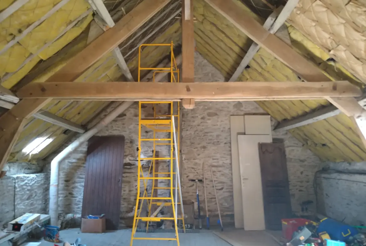 Maison de Campagne de 175 m² à Chevaigne du Maine 