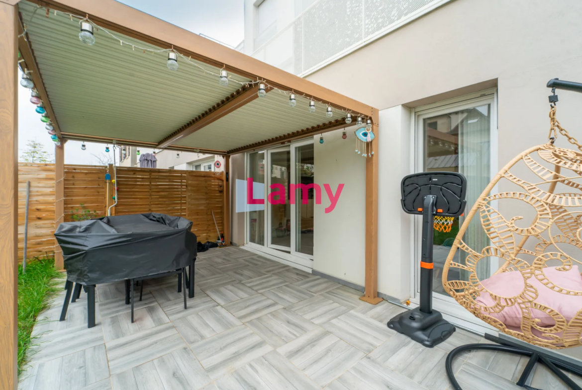 Appartement F4 avec Terrasse à Chennevières-sur-Marne 