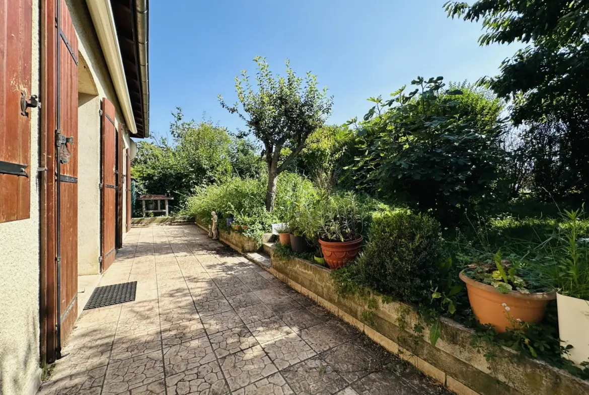 Maison Plain-Pied de 118 m² à Cournon d'Auvergne avec 3 Chambres 