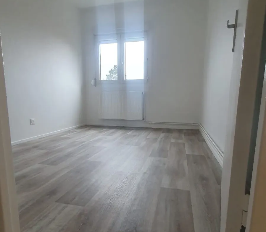 À vendre : Appartement F4 rénové à Forbach, idéal investissement 