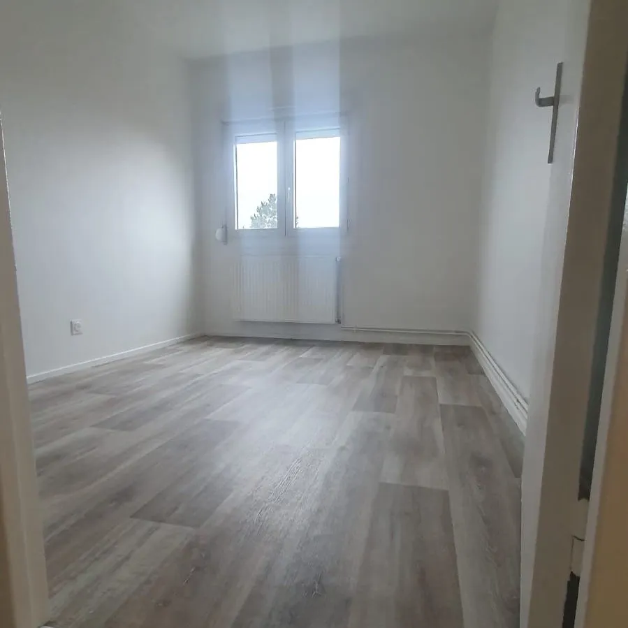 À vendre : Appartement F4 rénové à Forbach, idéal investissement 