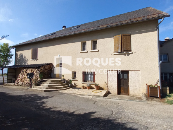 Ensemble immobilier à vendre près de Millau - Verrières (12520)