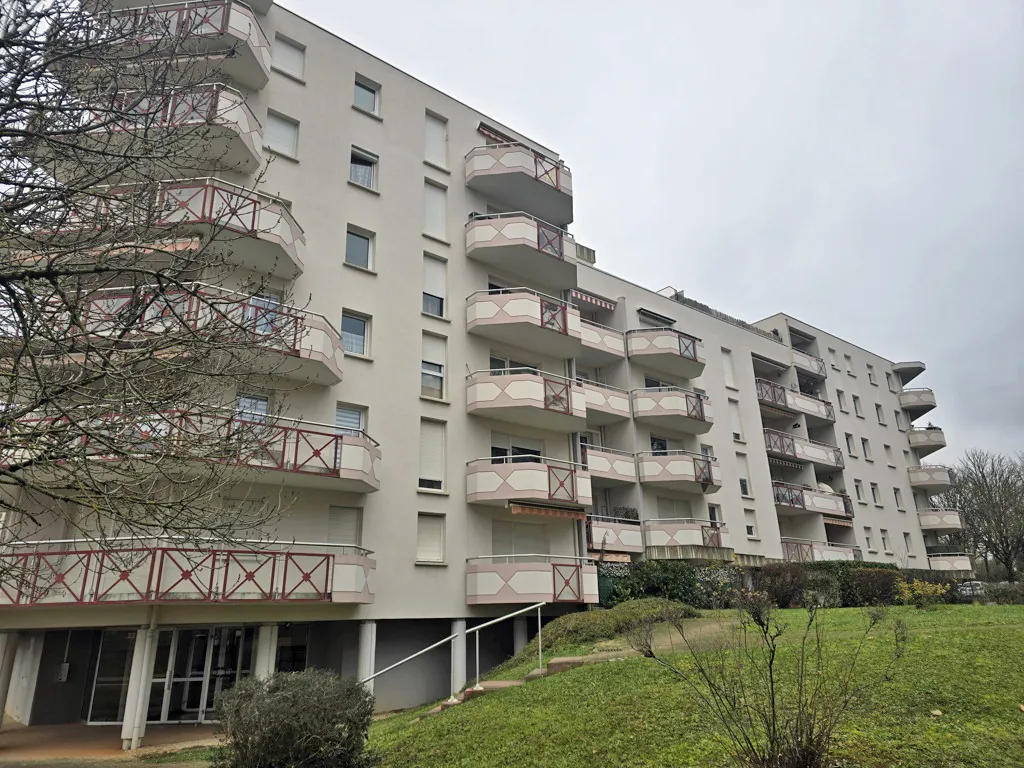 Appart F2 à vendre à Dijon - 49 m² en copropriété 