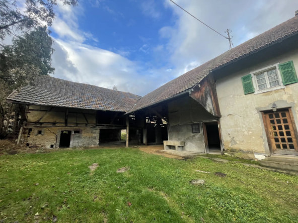 Maison à rénover à Ueberstrass avec beau potentiel près de DELLE