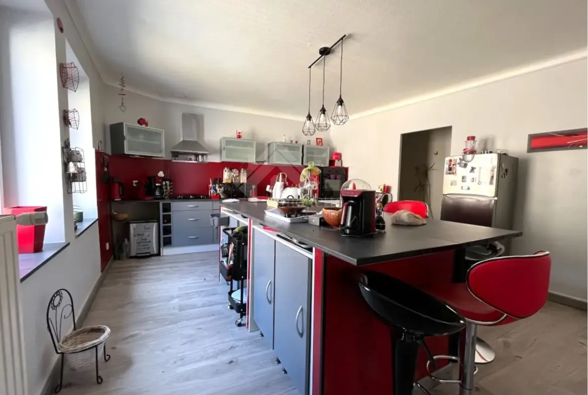 Maison T5 à vendre à Vic-le-Comte 