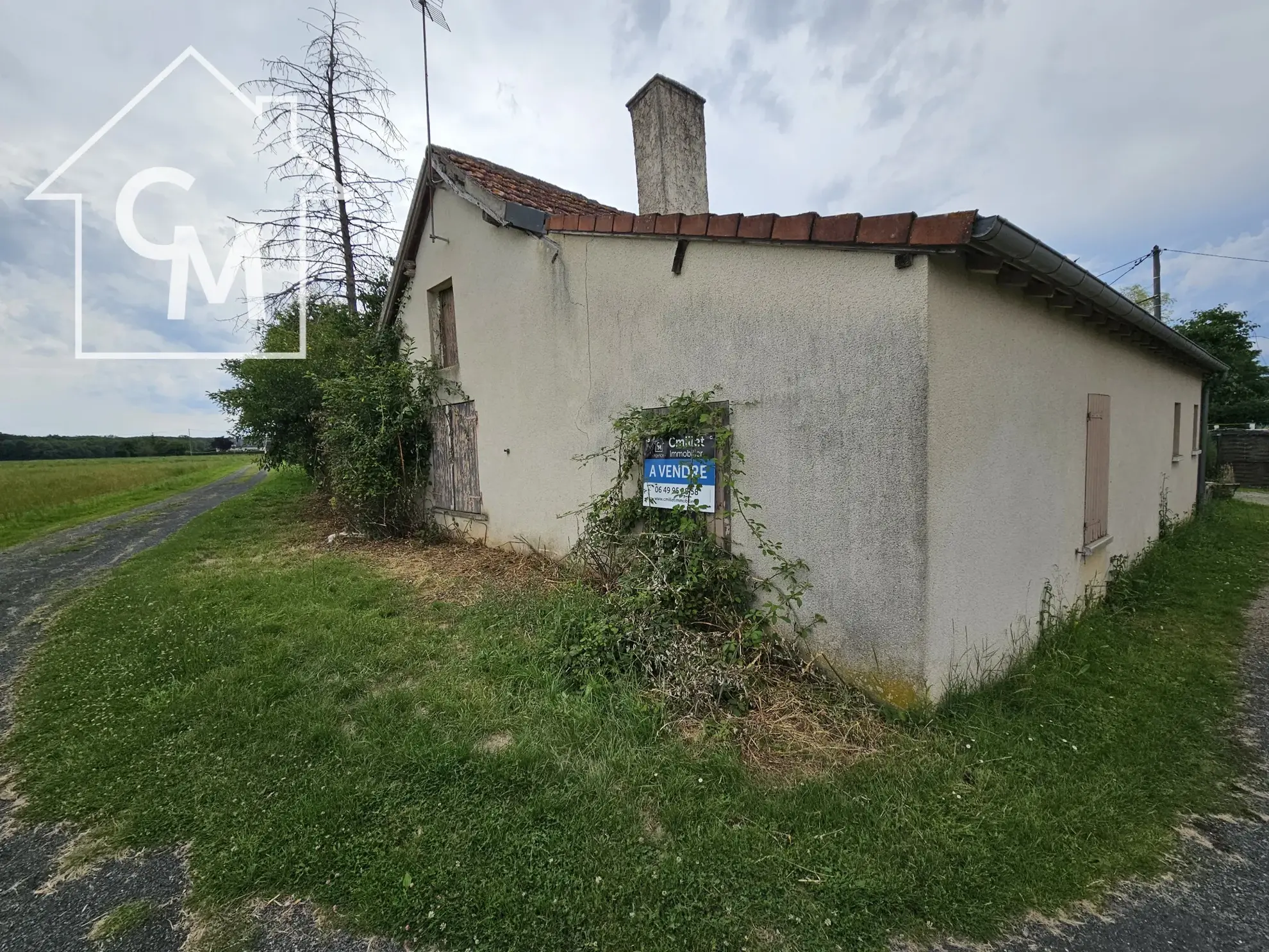 Maison plain-pied à vendre avec jardin à Ségry 