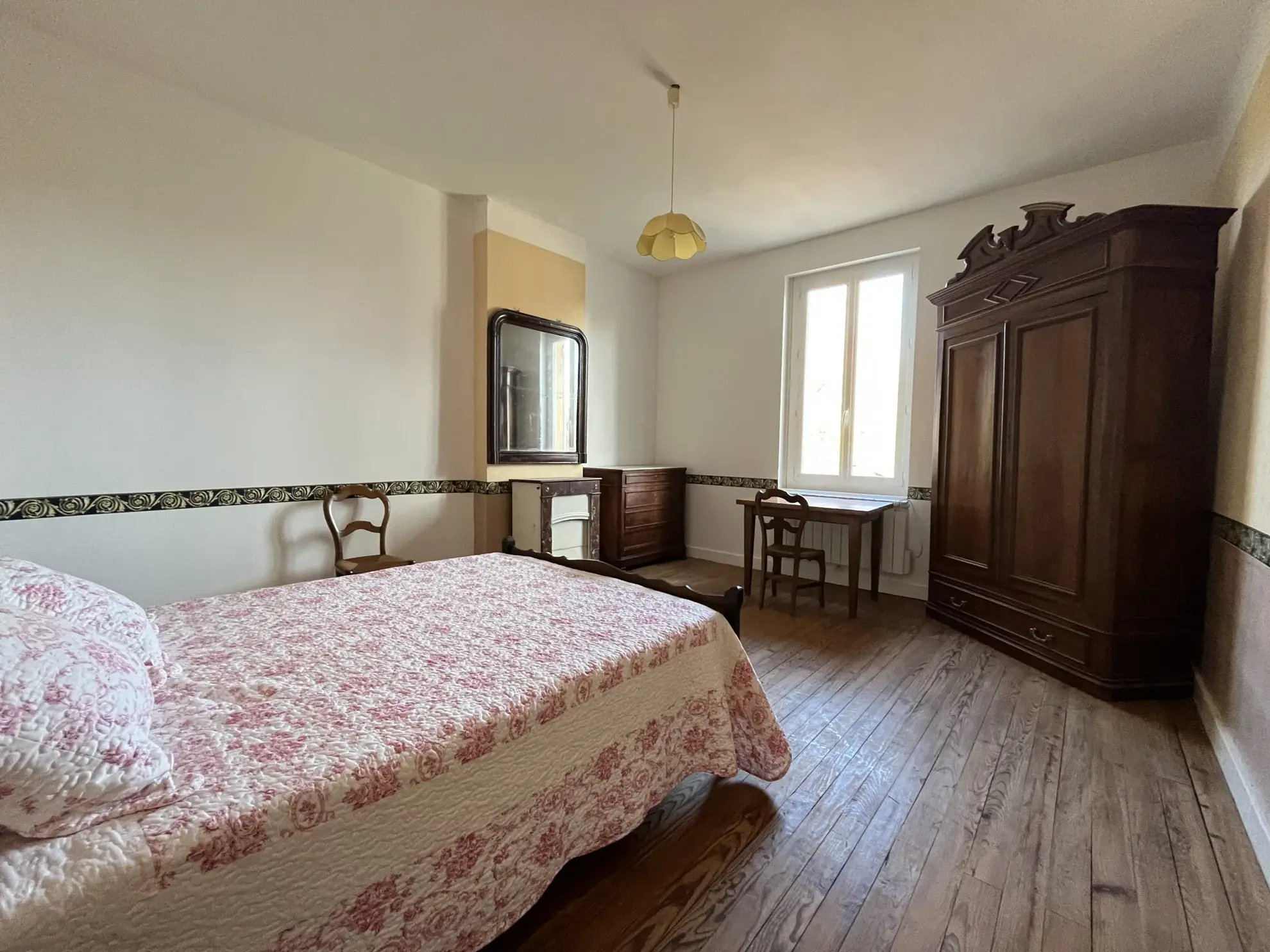 À vendre : Maison en pierre de 170 m² à Langon 