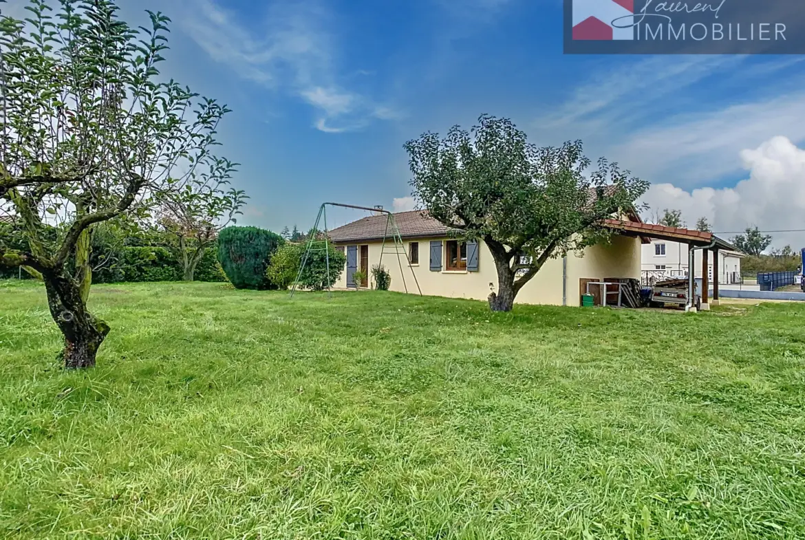 Villa contemporaine de 3 chambres avec garage à Pont de Vaux 