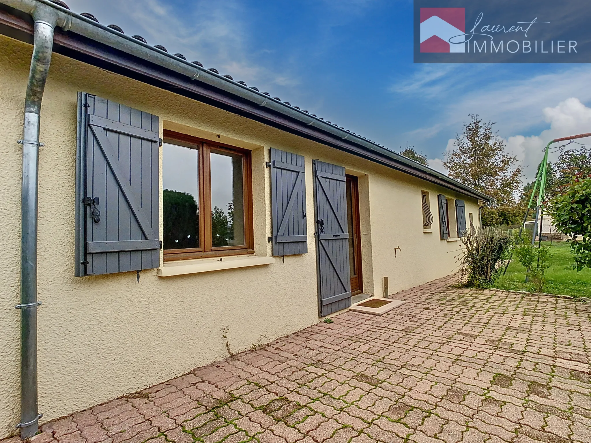 Villa contemporaine de 3 chambres avec garage à Pont de Vaux 