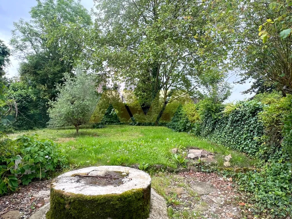 Maison de village calme à Navarrenx, 107m² avec jardin 