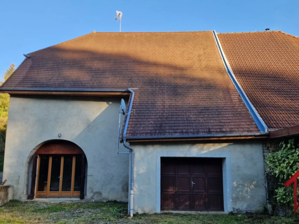 Maison en pierres avec dépendance aménageable à St Vit