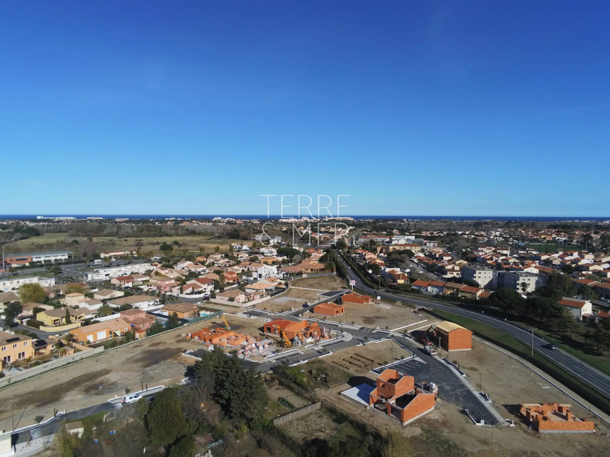 Terrain à bâtir de 325 m² à Saint-Cyprien 