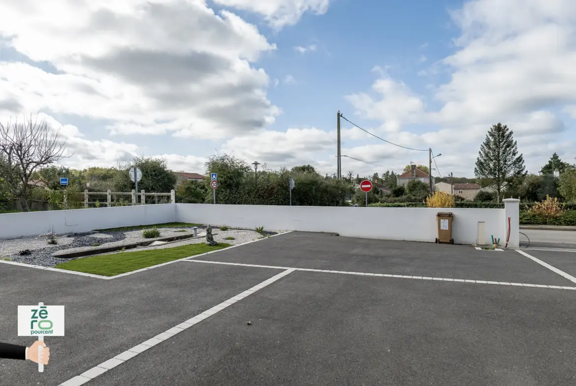 Maison plain-pied 3 chambres à Péault à vendre 