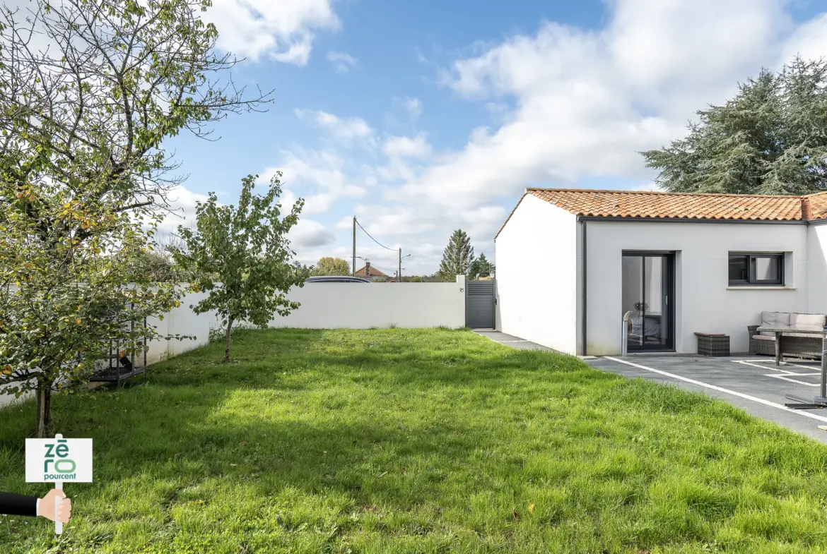 Maison plain-pied 3 chambres à Péault à vendre 