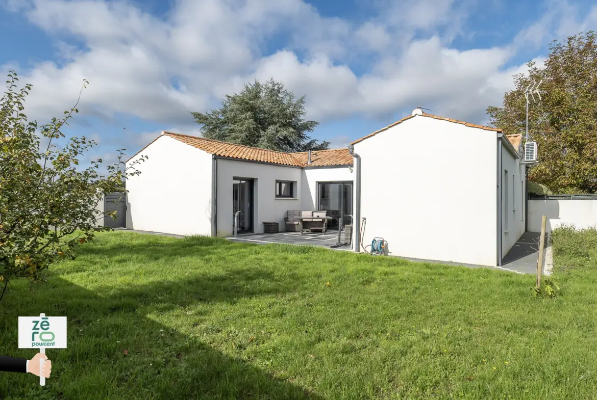 Maison plain-pied 3 chambres à Péault à vendre 