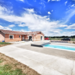 Maison PLAIN-PIED avec PISCINE et POOL HOUSE à St Nicolas de la Balerme