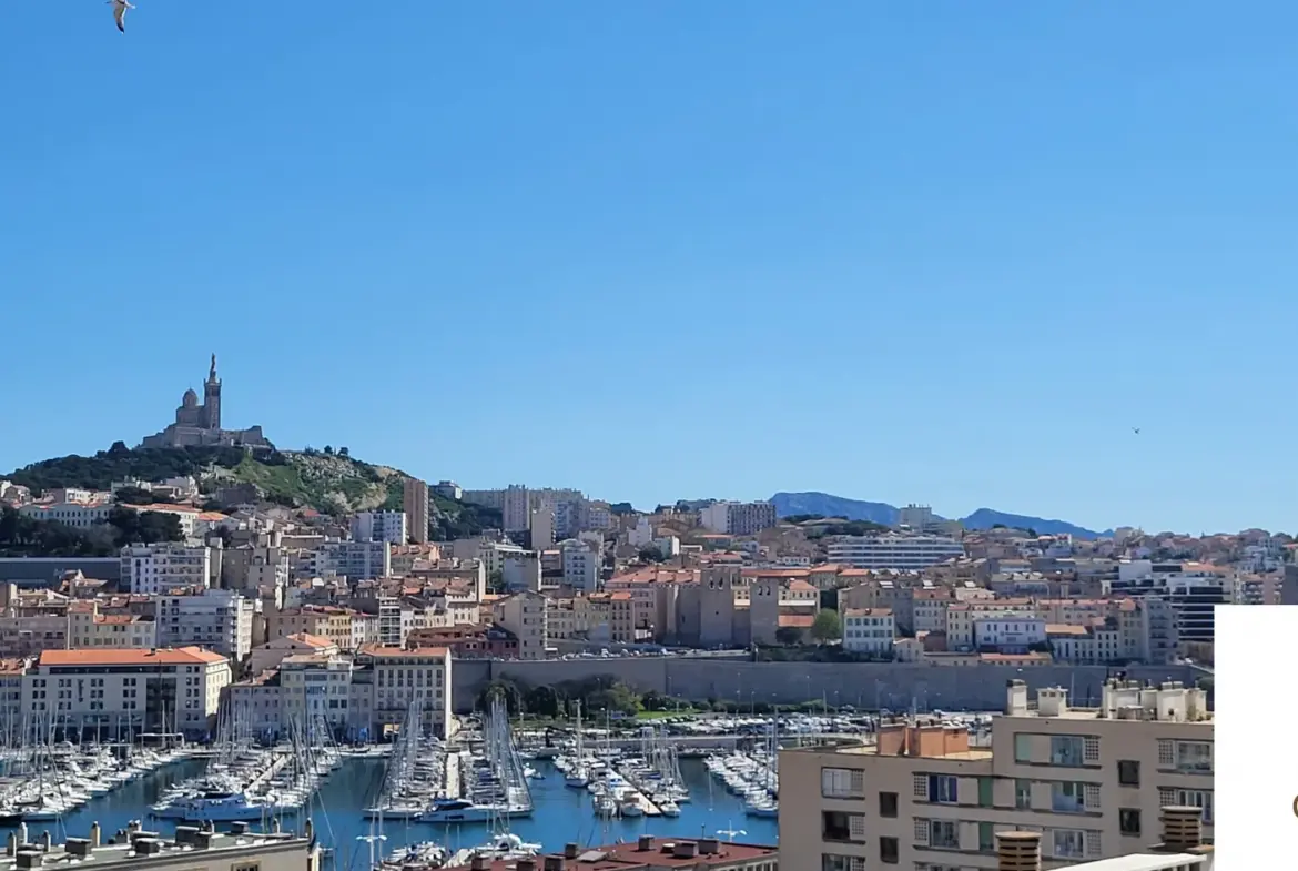 Superbe Appartement avec Vue sur Mer au Vieux Port de Marseille 