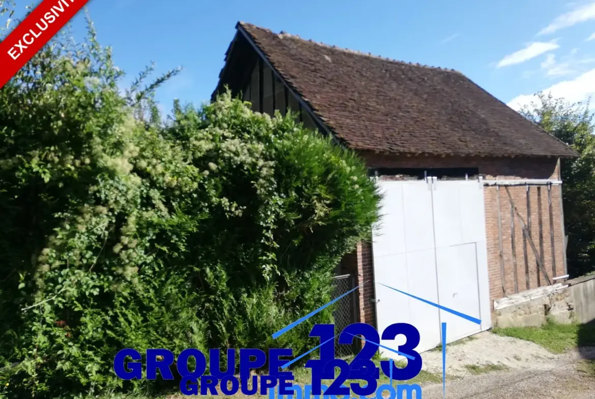 Charmante Maison de Village avec Jardin à La Ferté-Loupière 