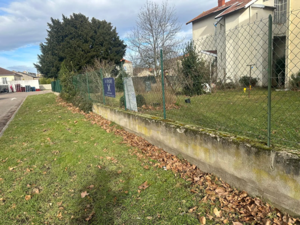 Terrain à bâtir 423 m² en hypercentre de Roanne